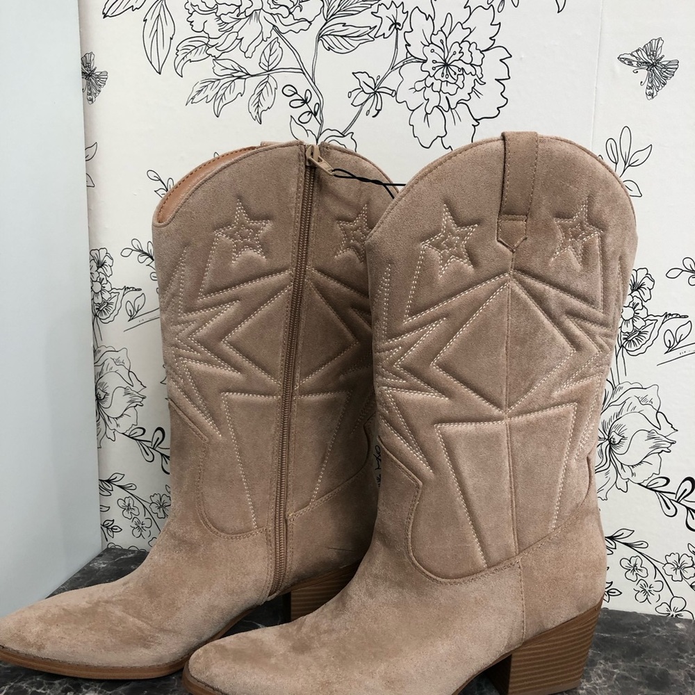 Taupe Suede Western Cowgirl Boots - Women
